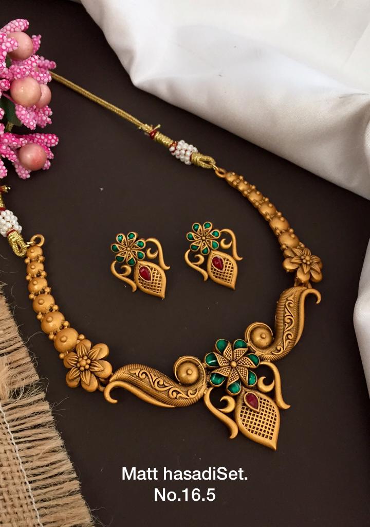 Stylish Jewellery Designer Matte Set Catalog
